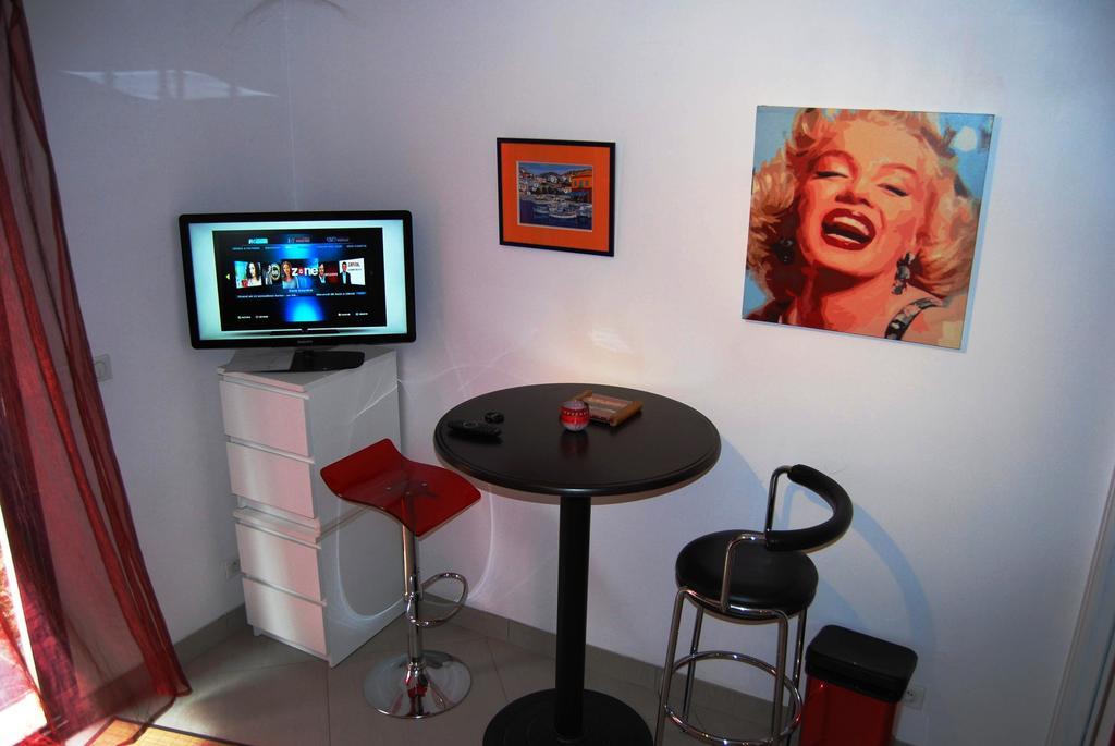 Pied A Terre En Ville Marseille Rom bilde